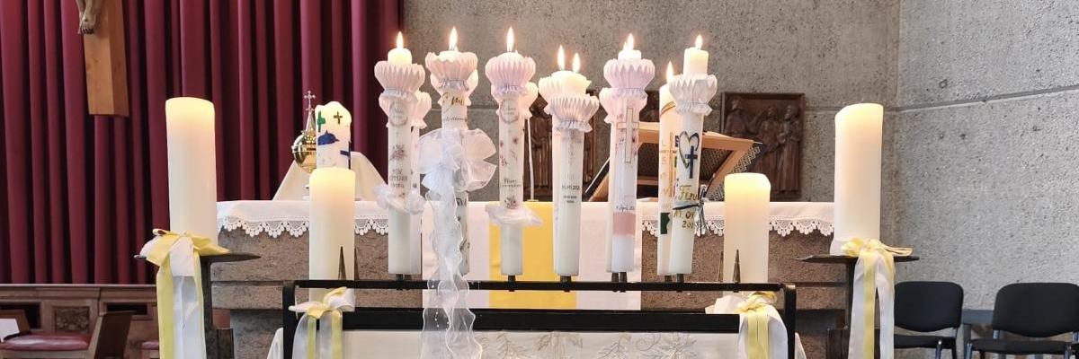 Symbolbild Erstkommunionkerzen Dieringhausen